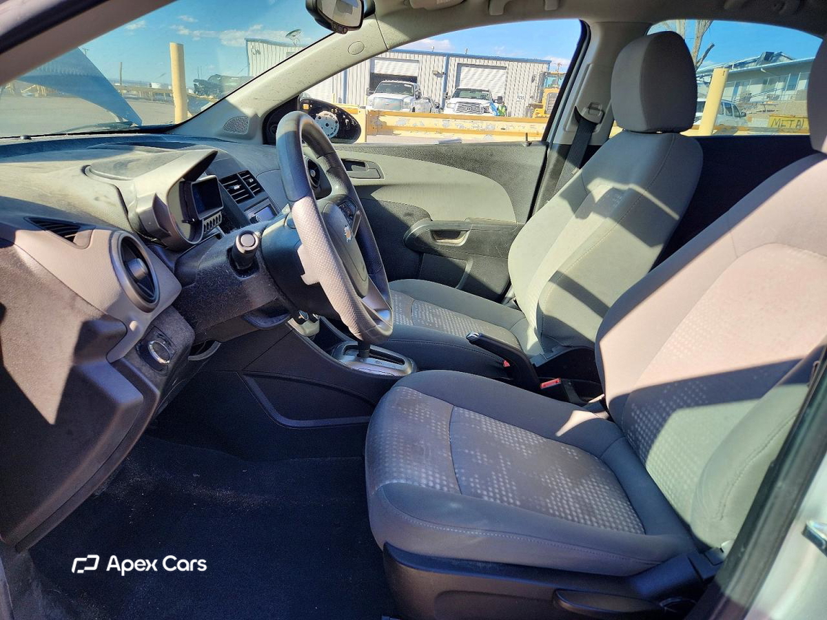 Chevrolet Sonic 2015