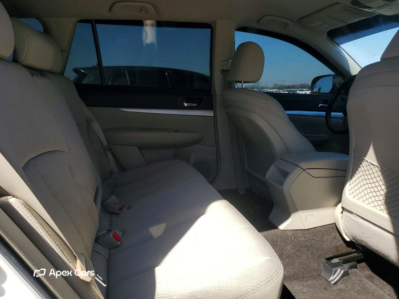 Subaru Outback 2011