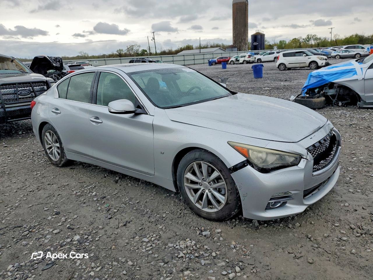 Infiniti Q50 2014