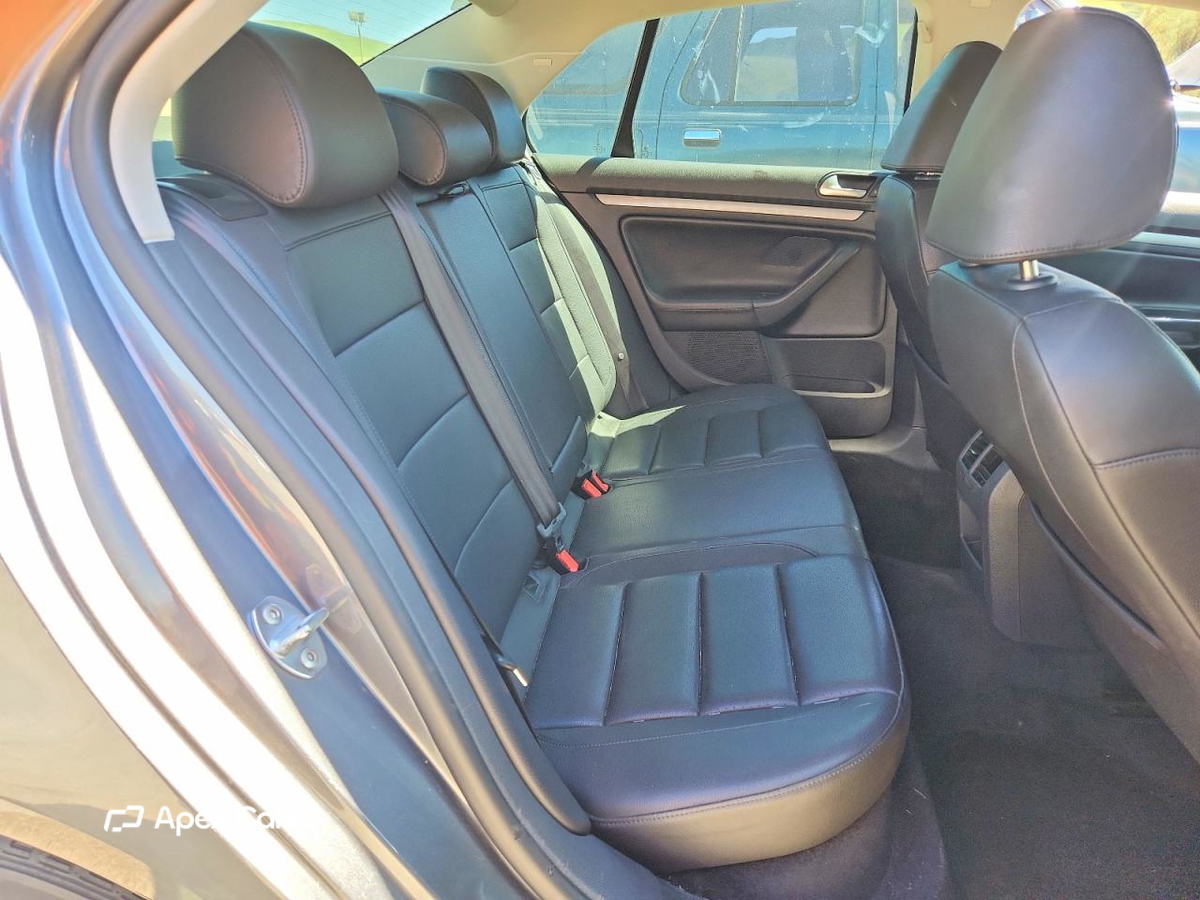 Volkswagen Jetta 2010