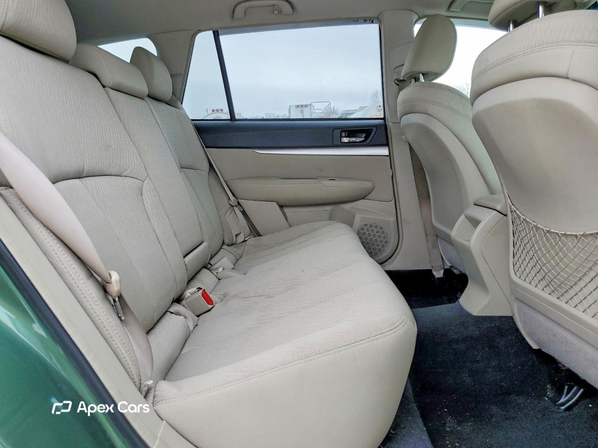 Subaru Outback 2011