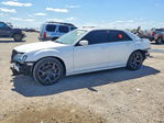 Chrysler 300 2023