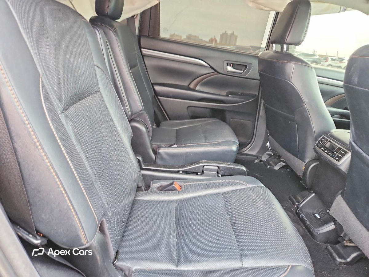 Toyota Highlander 2018