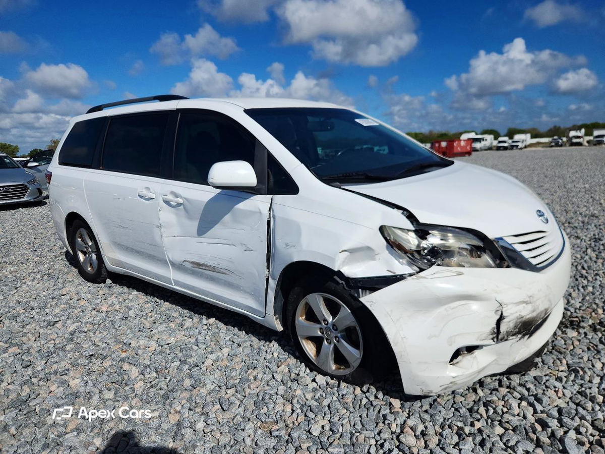 Toyota Sienna 2017