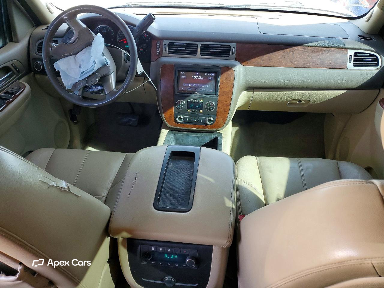 Chevrolet Suburban 2012