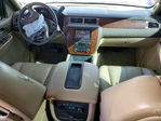 Chevrolet Suburban 2012