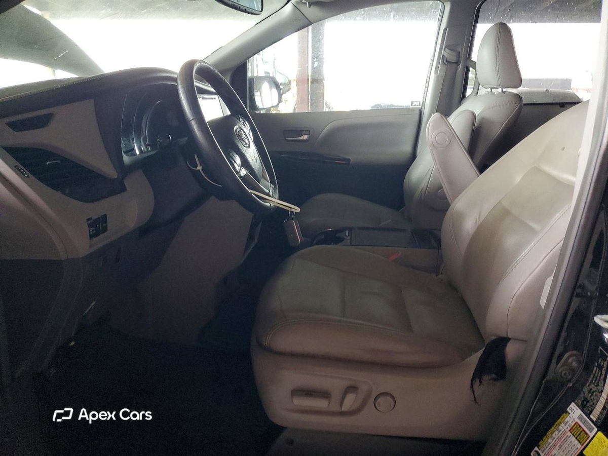 Toyota Sienna 2018