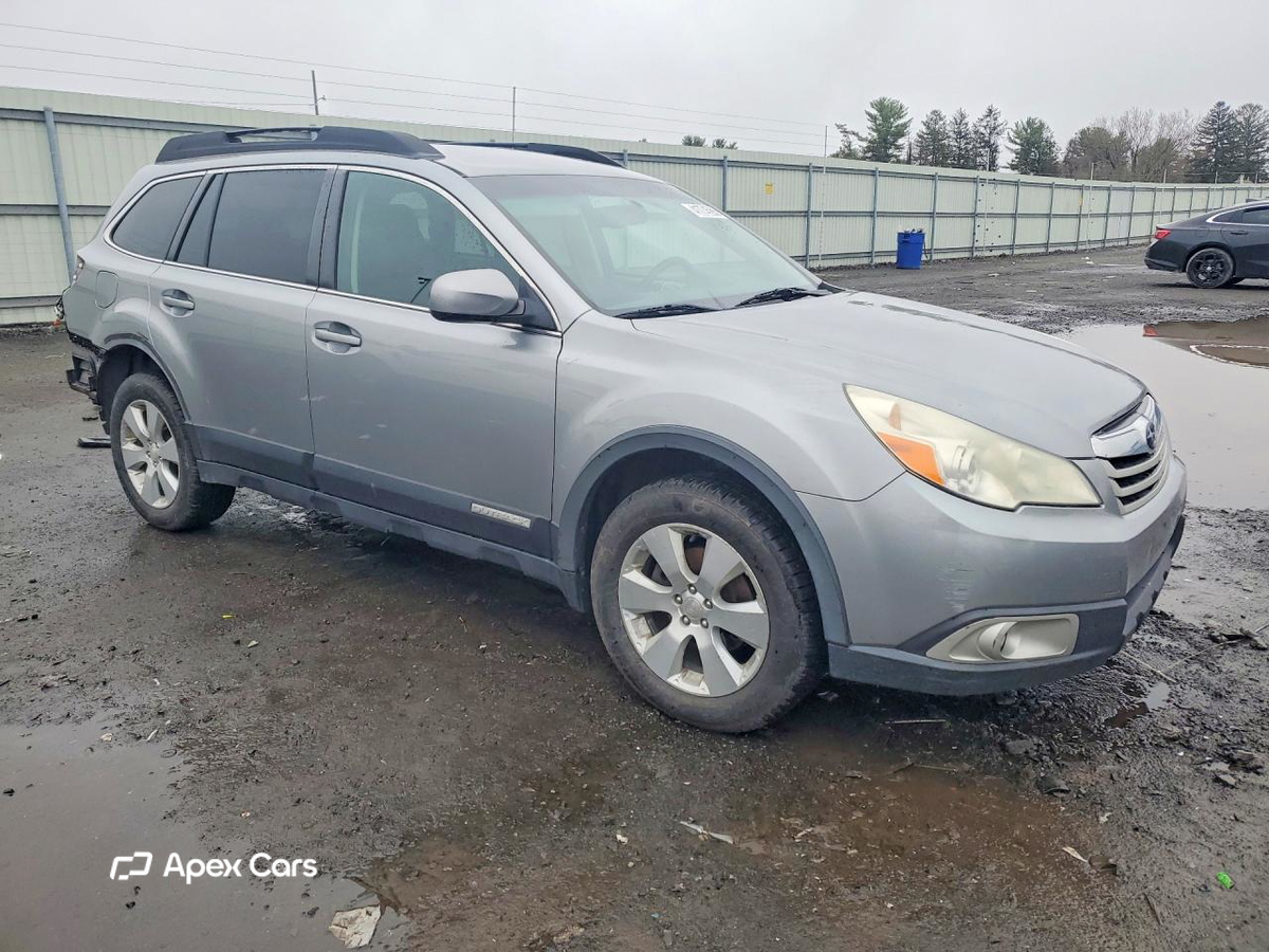 Subaru Outback 2011