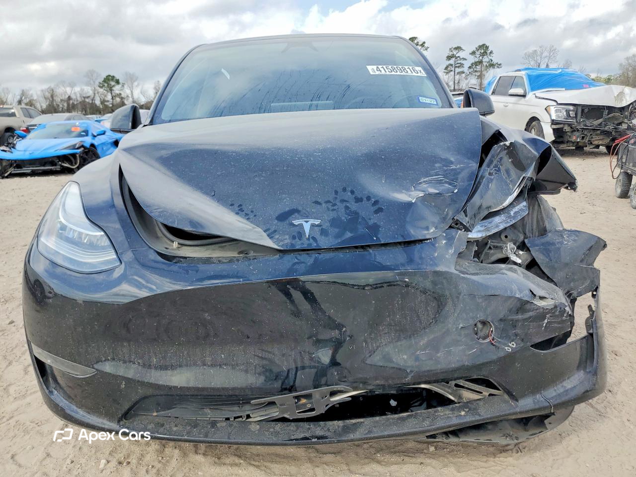 Tesla Model Y 2023