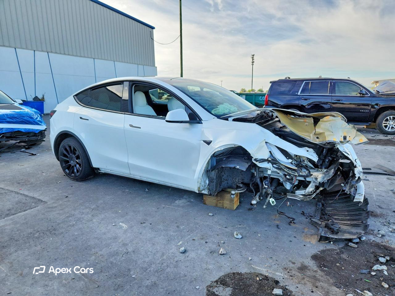 Tesla Model Y 2023