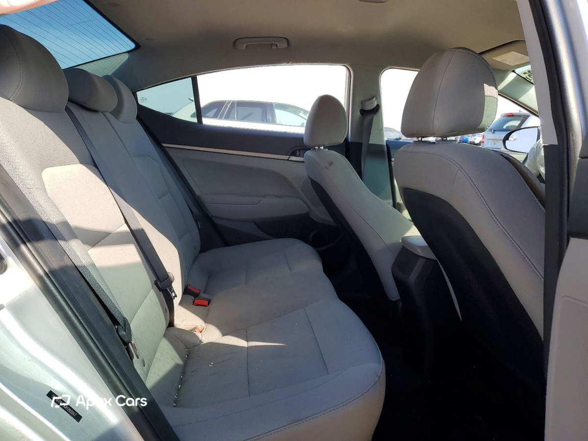 Hyundai Elantra 2018