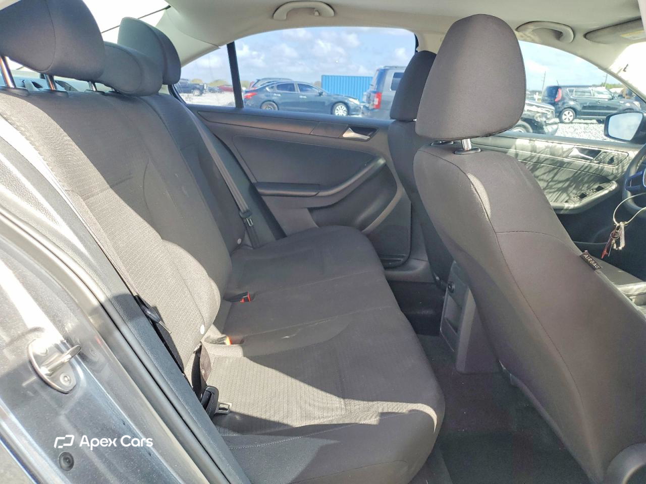 Volkswagen Jetta 2015