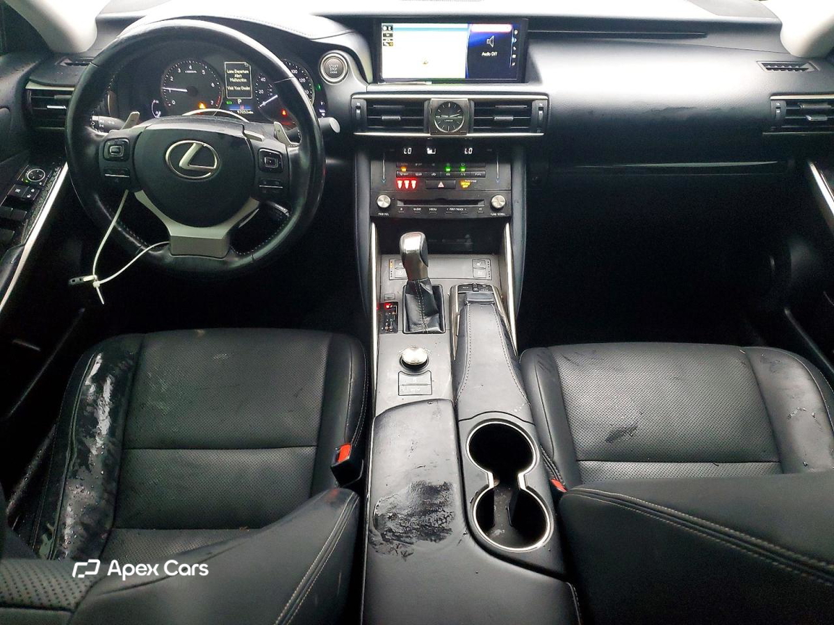 Lexus IS 2017