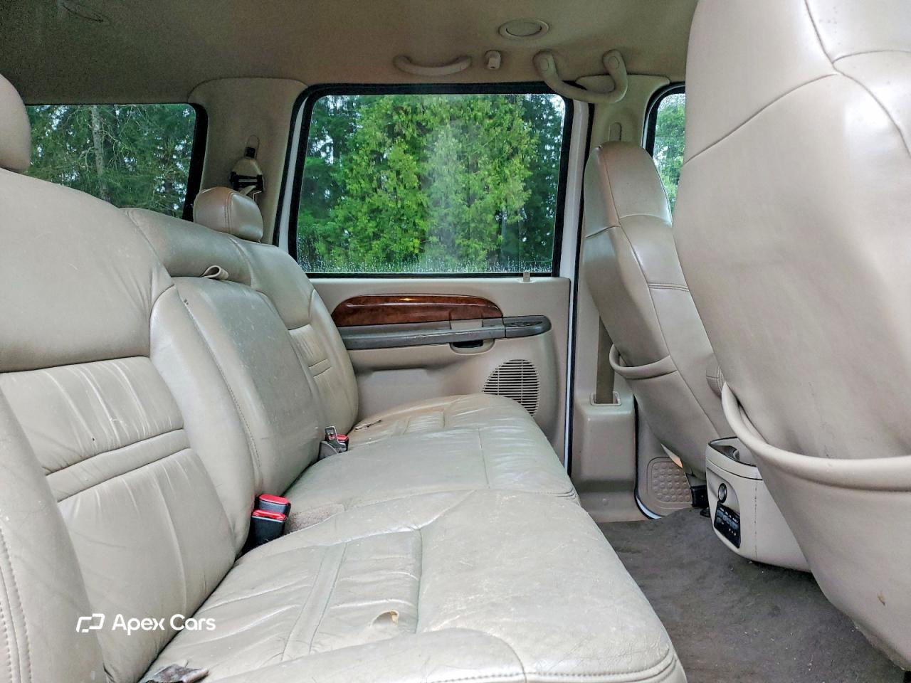 Ford Excursion 2001