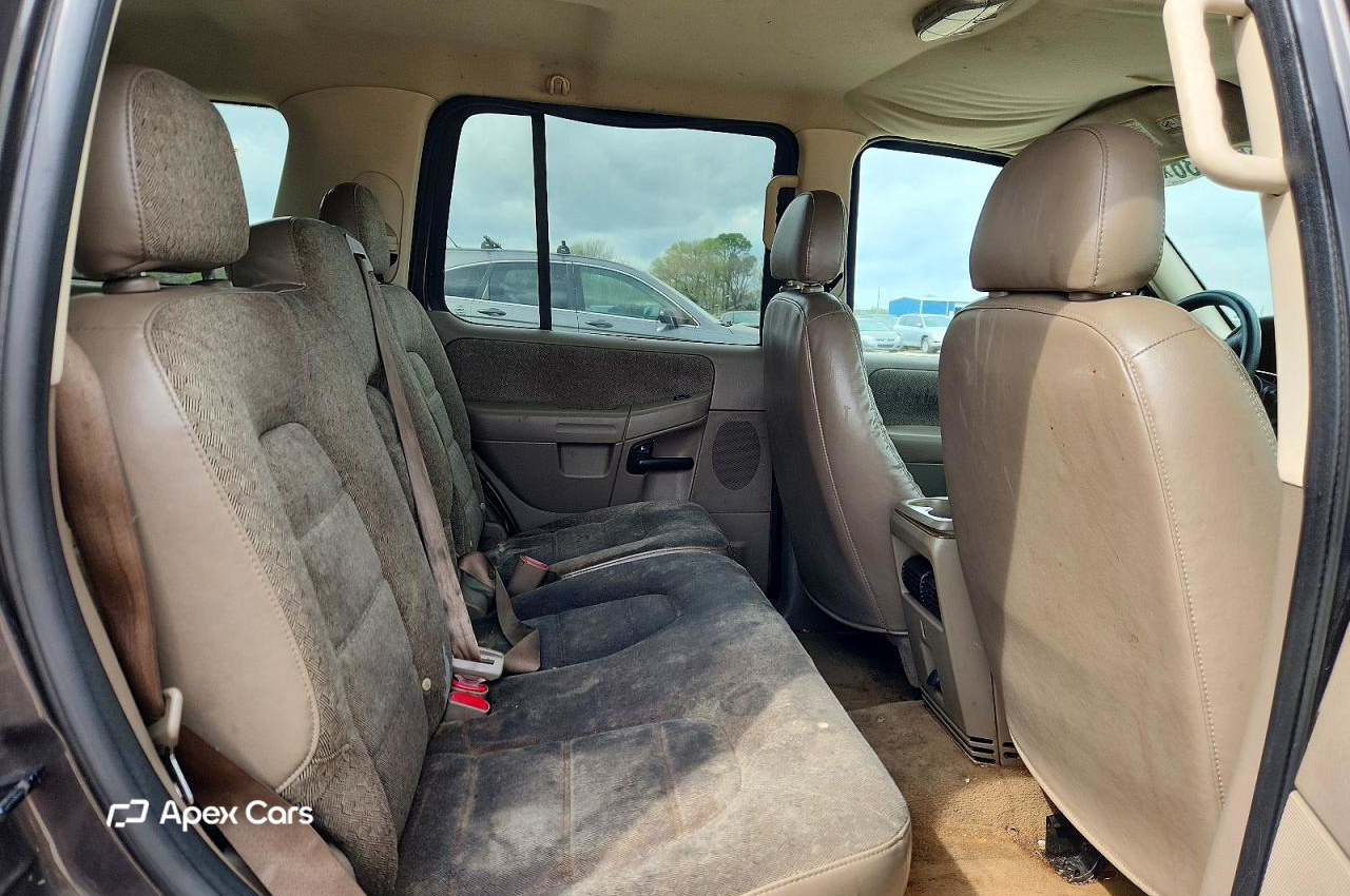 Ford Explorer 2005