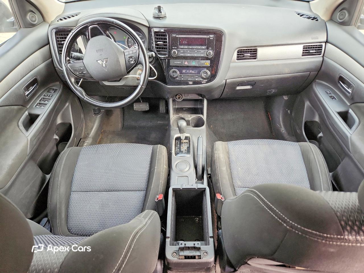Mitsubishi Outlander 2016