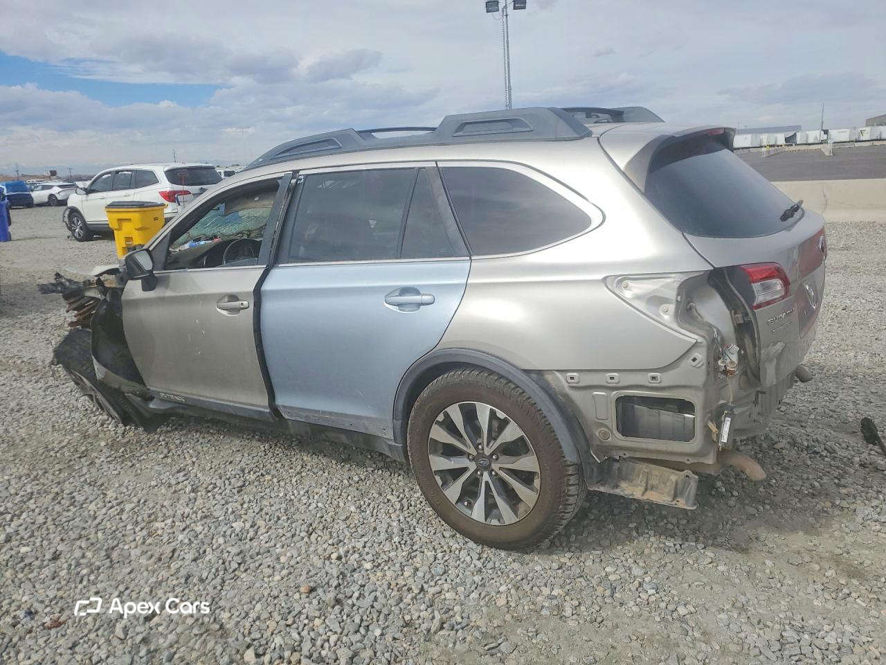 Subaru Outback 2015