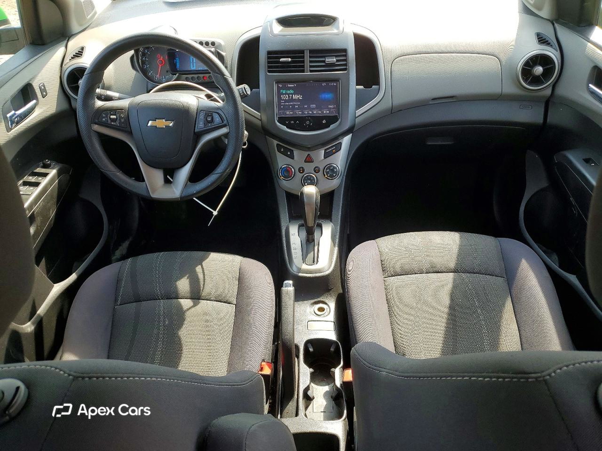 Chevrolet Sonic 2015