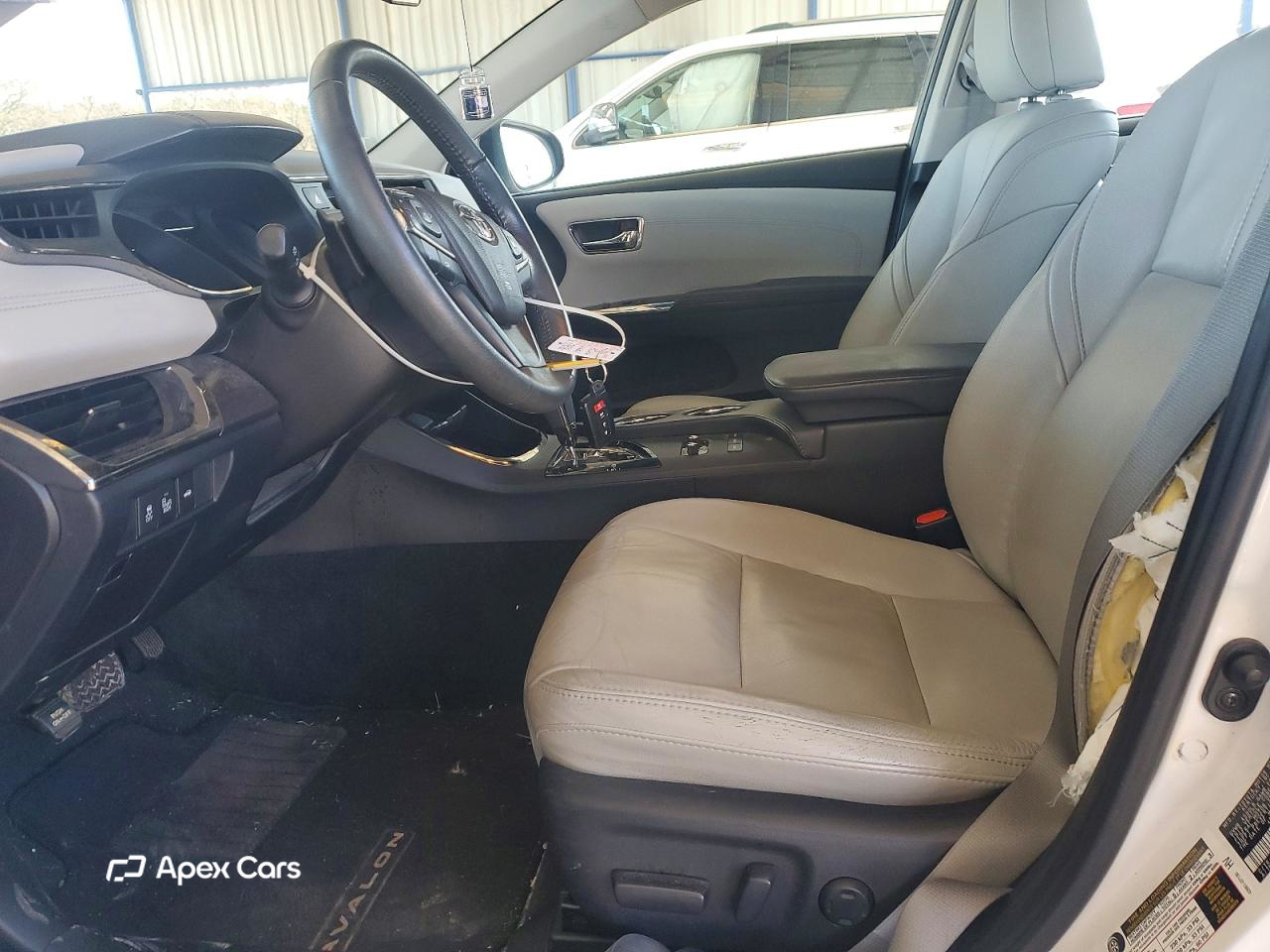 Toyota Avalon 2016