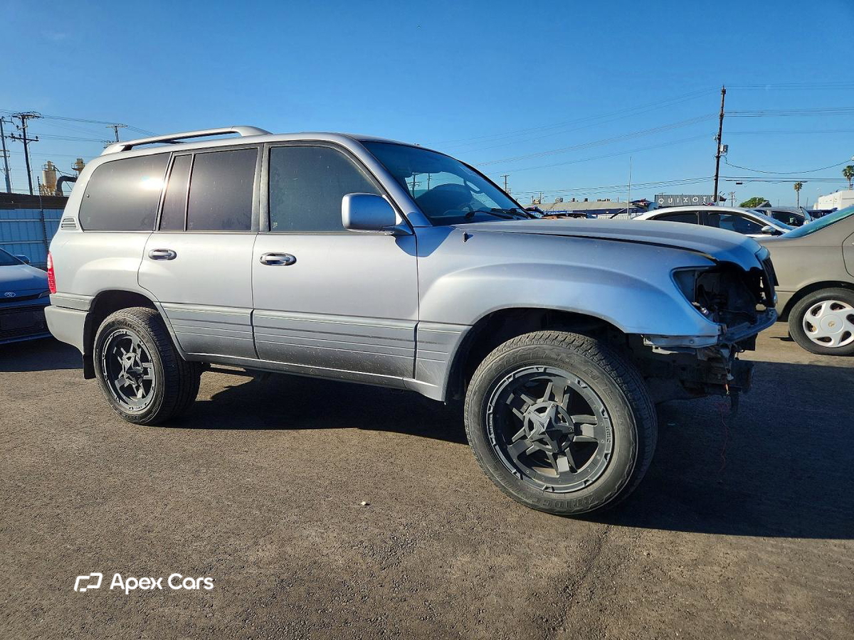 Lexus LX 2005