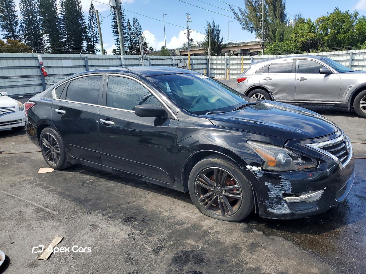 Nissan Altima 2015