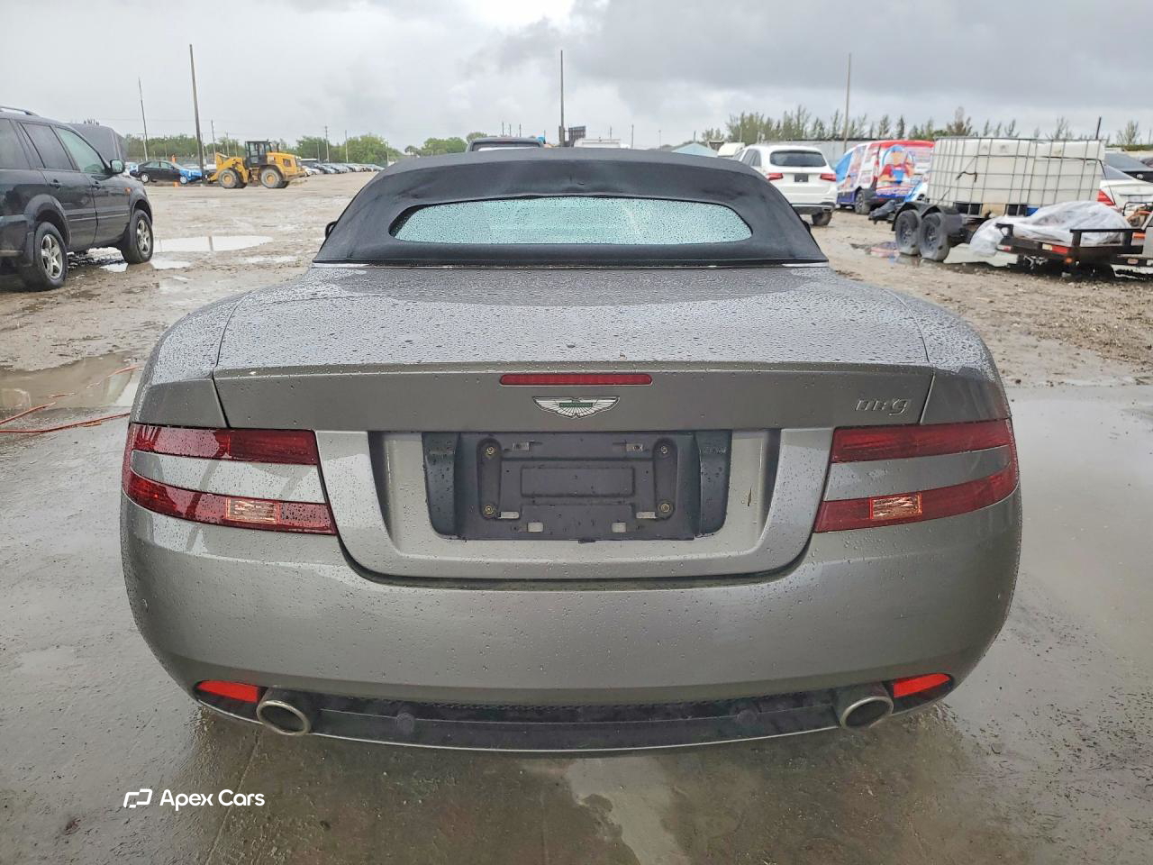 Aston Martin DB9 2006