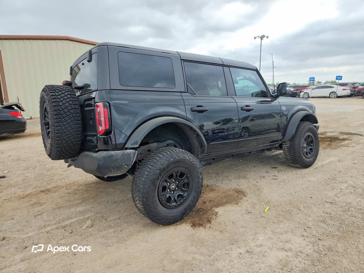 Ford Bronco 2024
