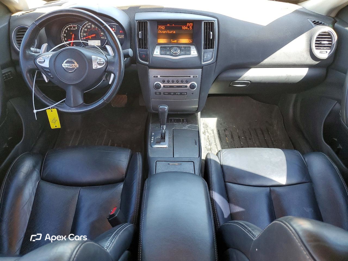 Nissan Maxima 2012