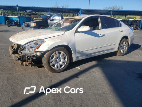 Nissan Altima 2012 - Image 1 of 13
