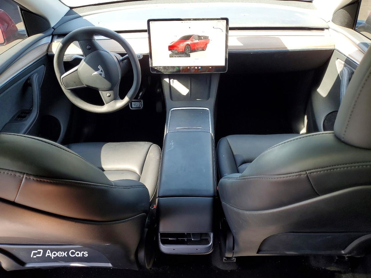 Tesla Model Y 2025