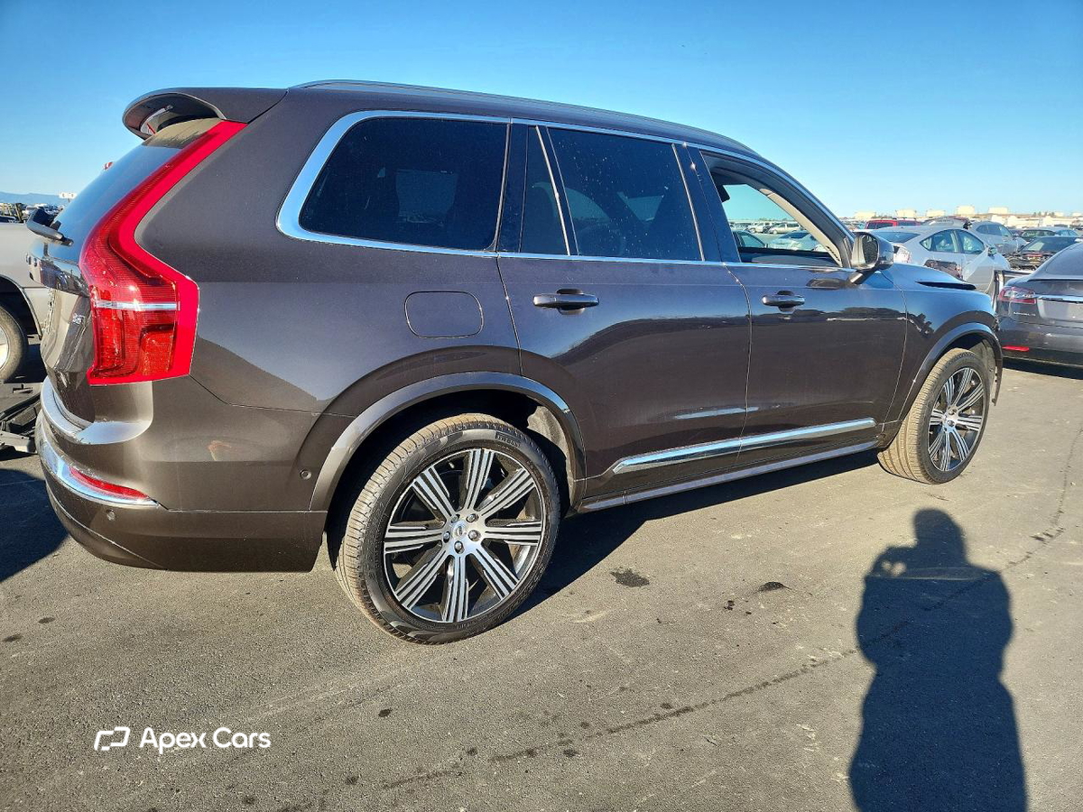 Volvo XC90 2025