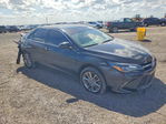 Toyota Camry 2017