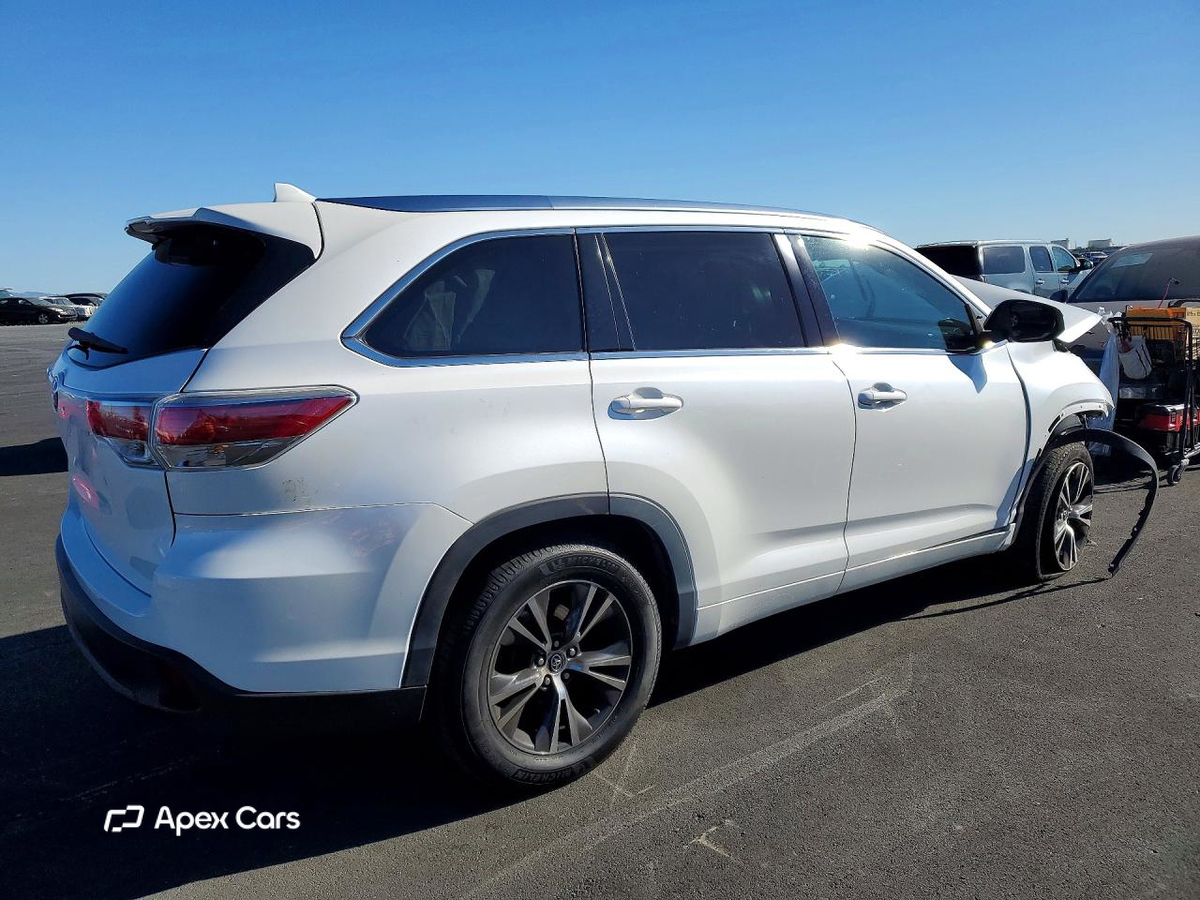 Toyota Highlander 2016