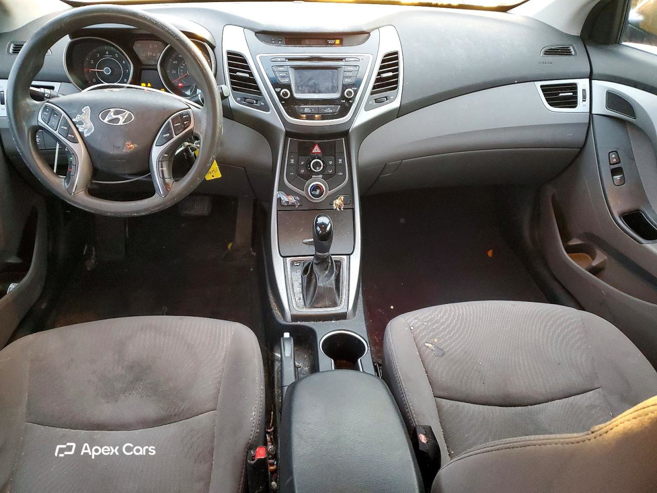 Hyundai Elantra 2016