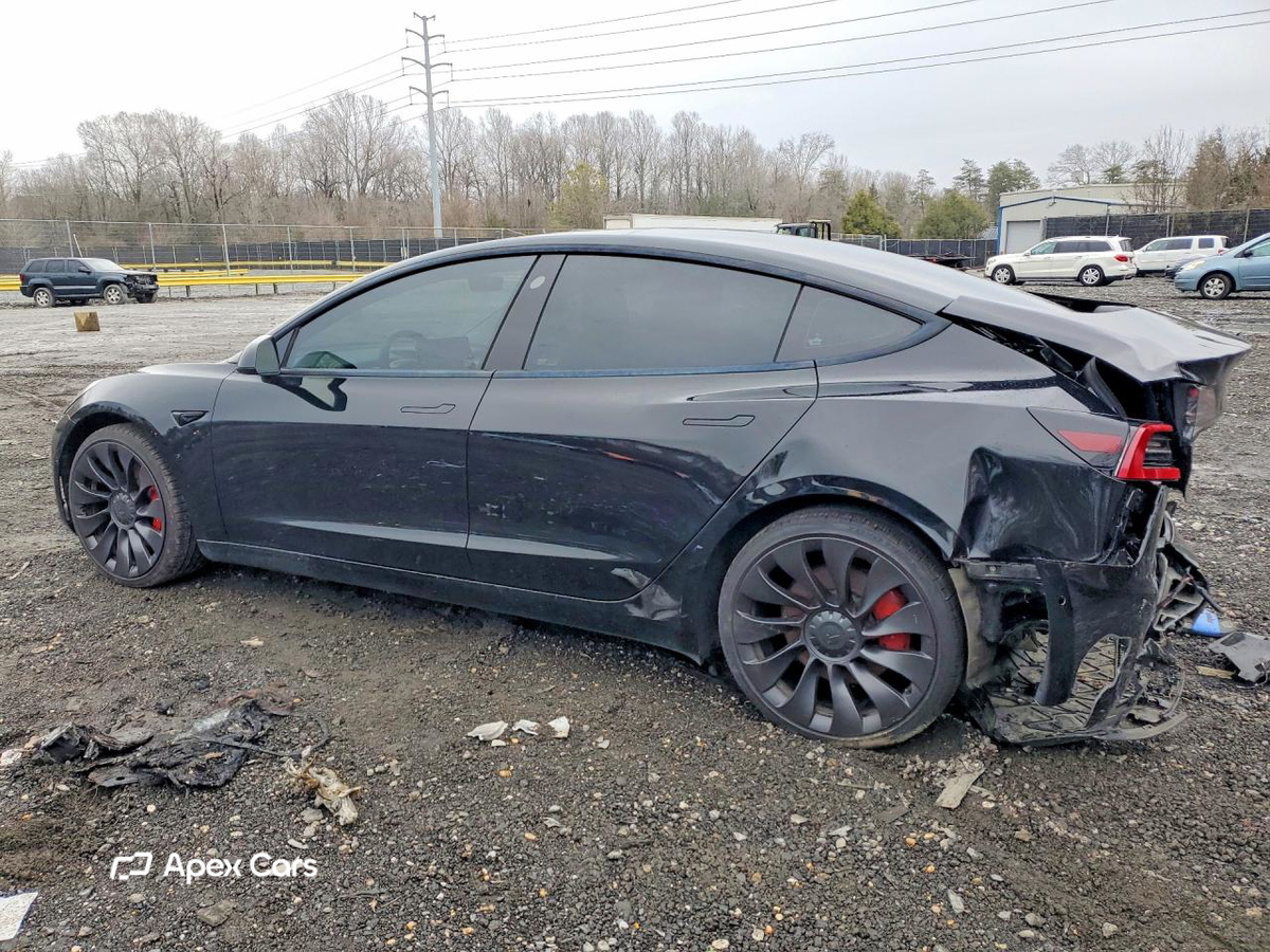 Tesla Model 3 2022