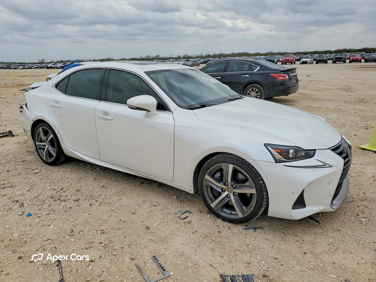 Lexus IS 2019