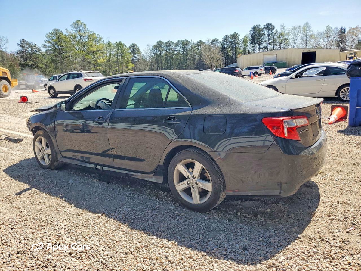 Toyota Camry 2012