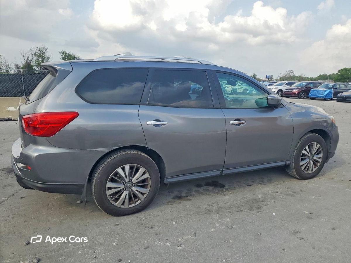 Nissan Pathfinder 2017