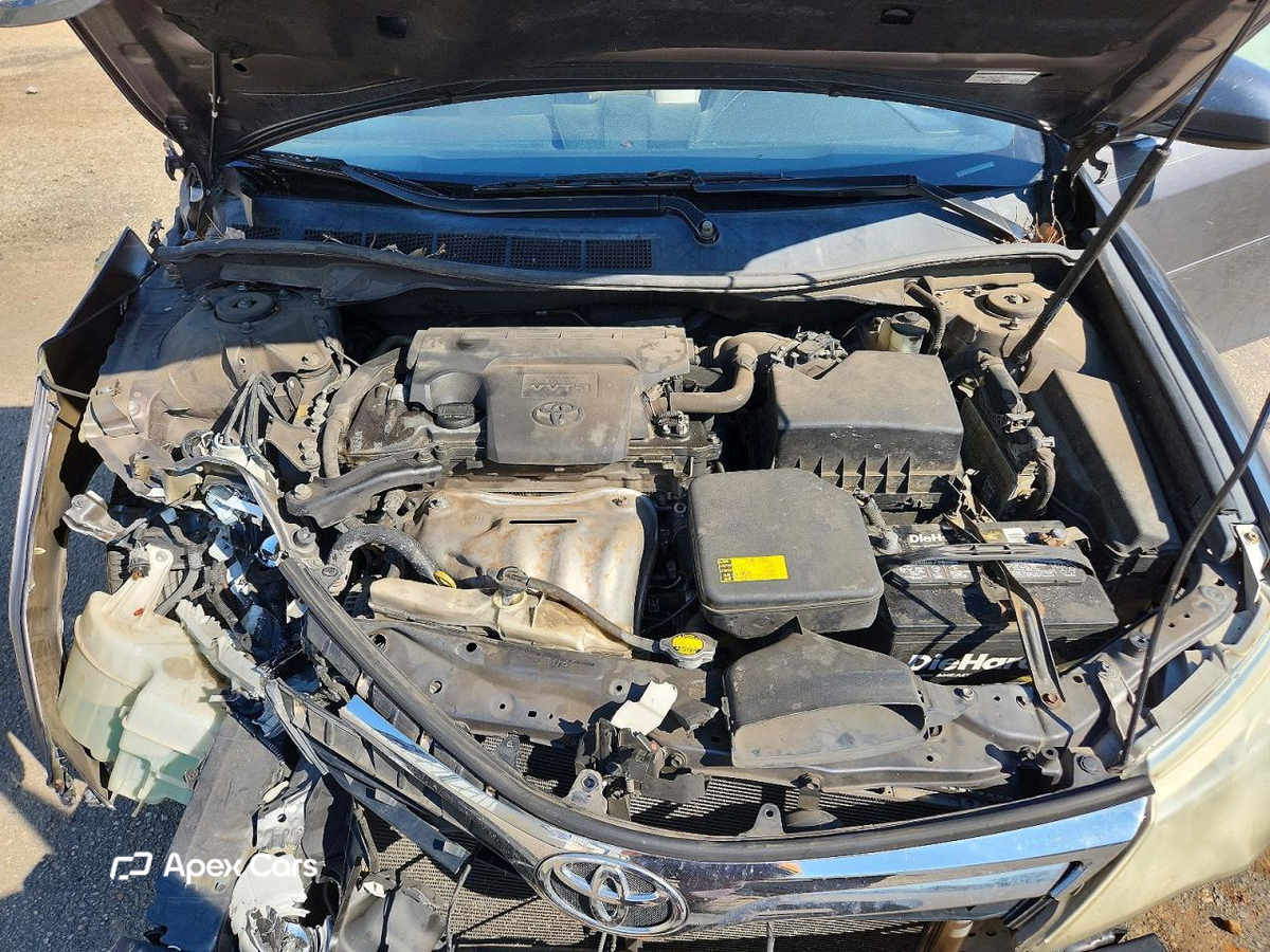 Toyota Camry 2012