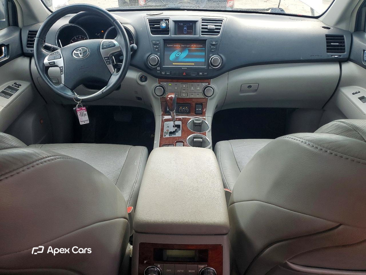 Toyota Highlander 2011
