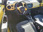 Volkswagen Beetle 2013