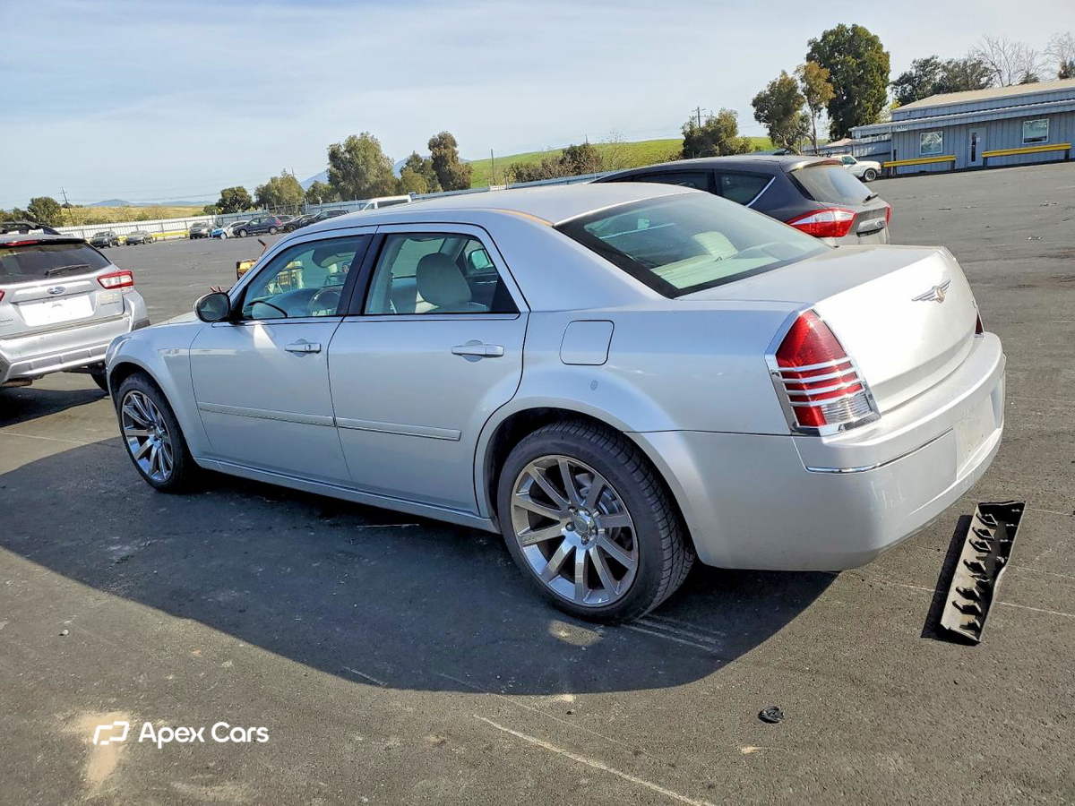 Chrysler 300 2005