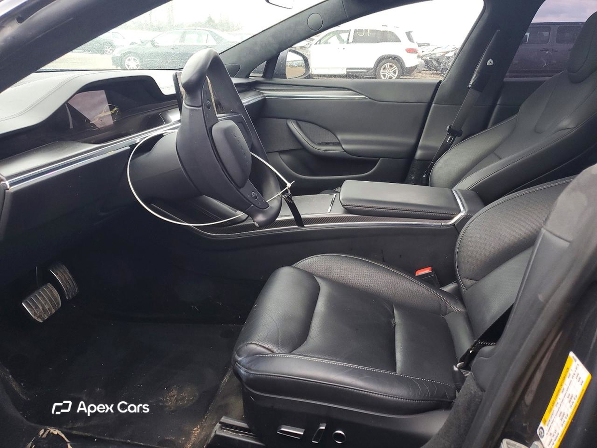 Tesla Model S 2021