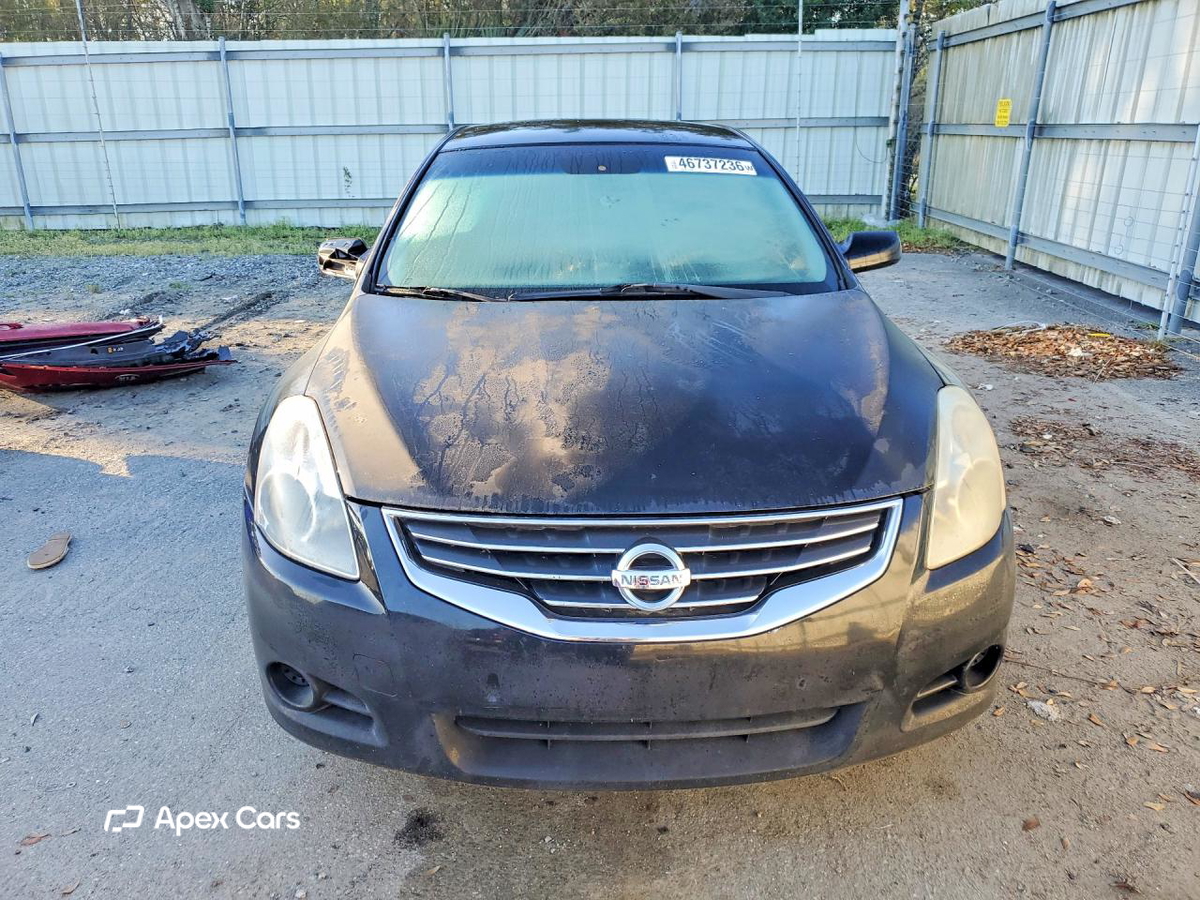 Nissan Altima 2011