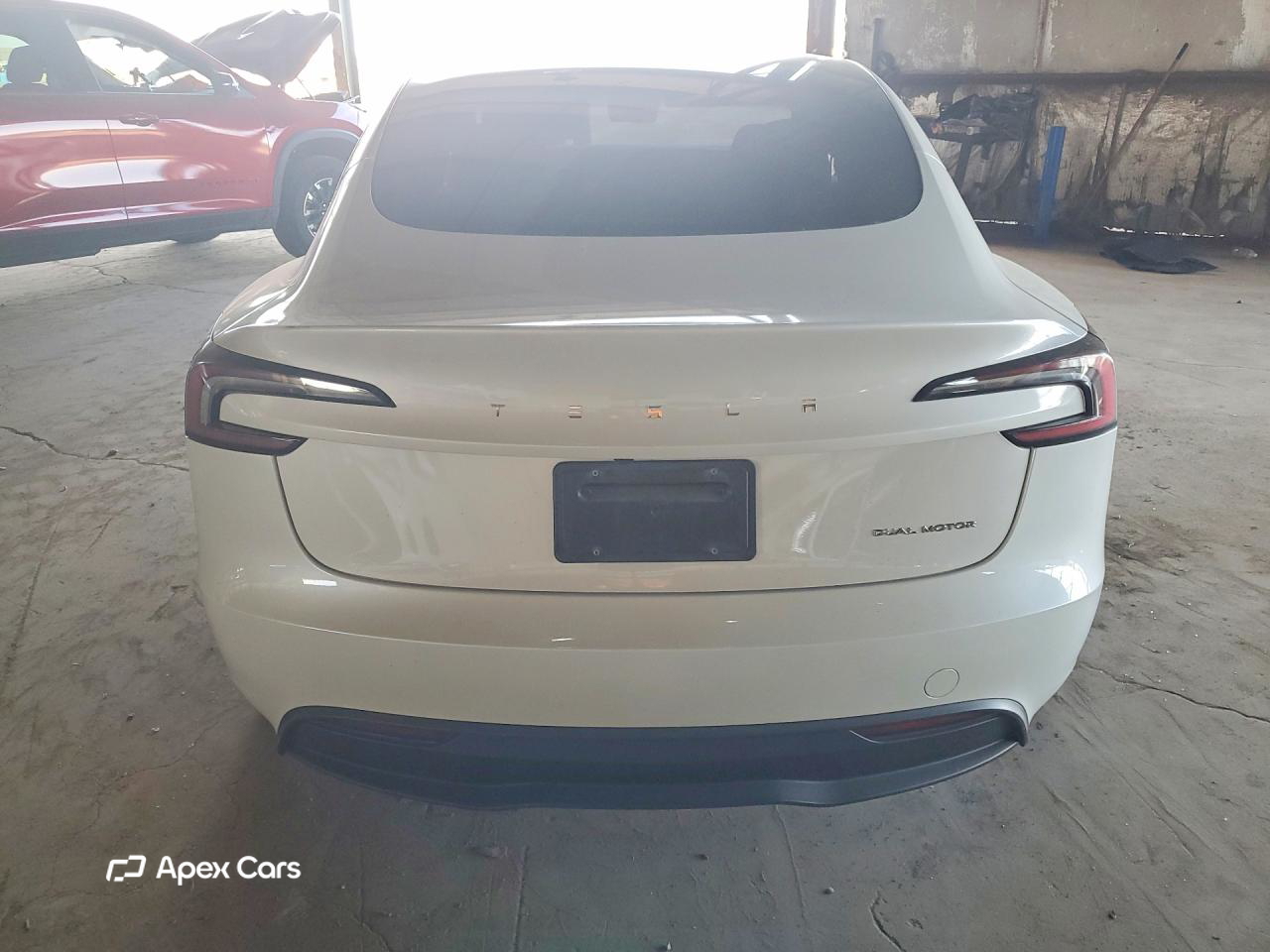 Tesla Model 3 2024