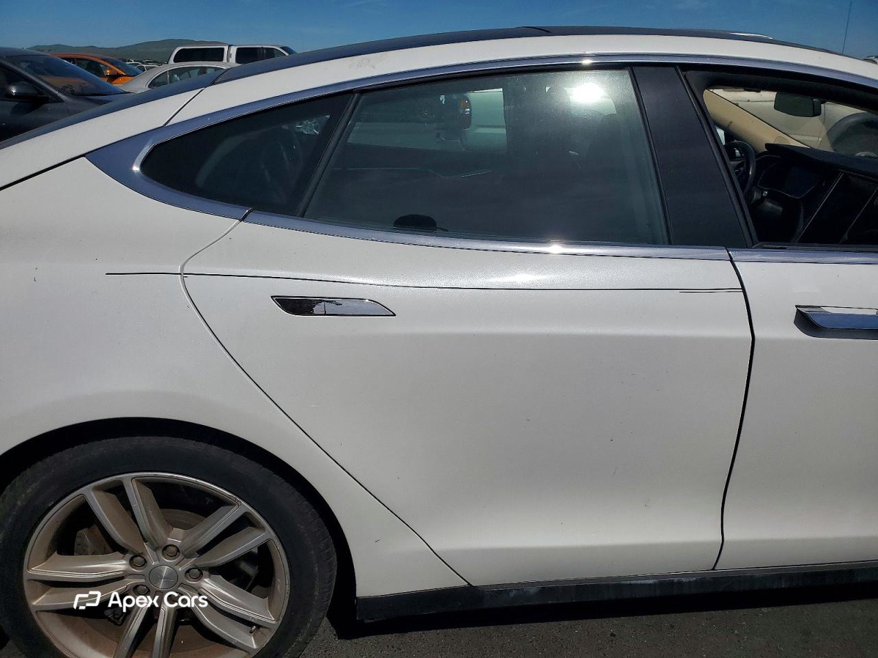 Tesla Model S 2014