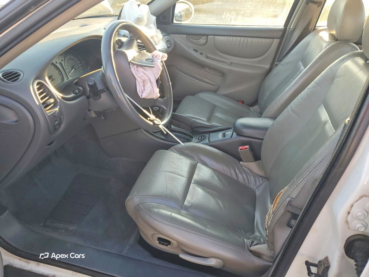 Oldsmobile Alero 2001