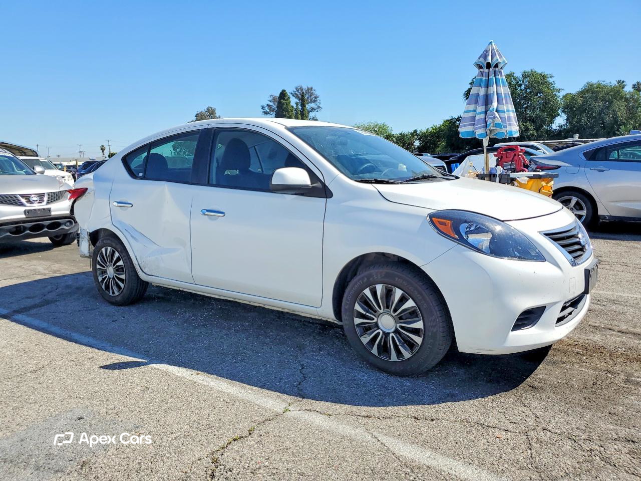Nissan Versa 2012