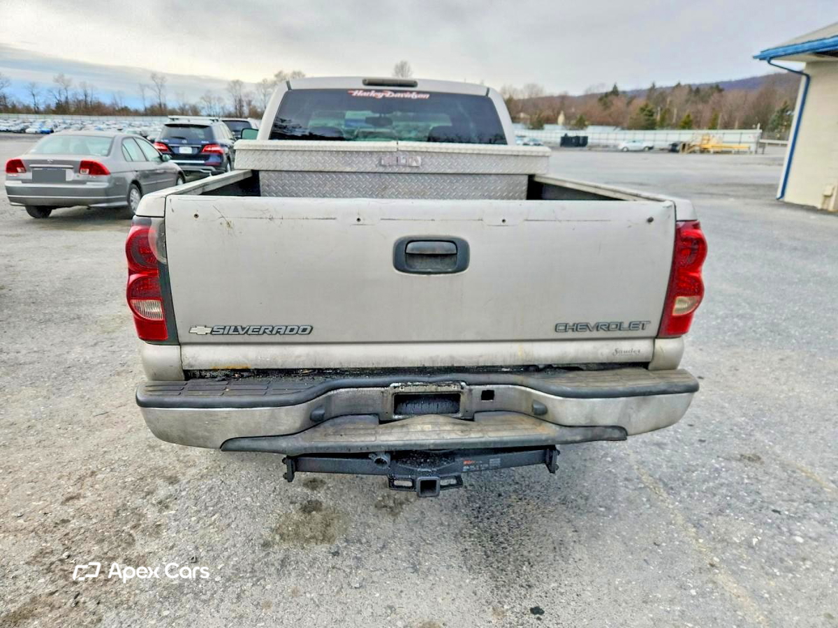 Chevrolet Silverado 2004