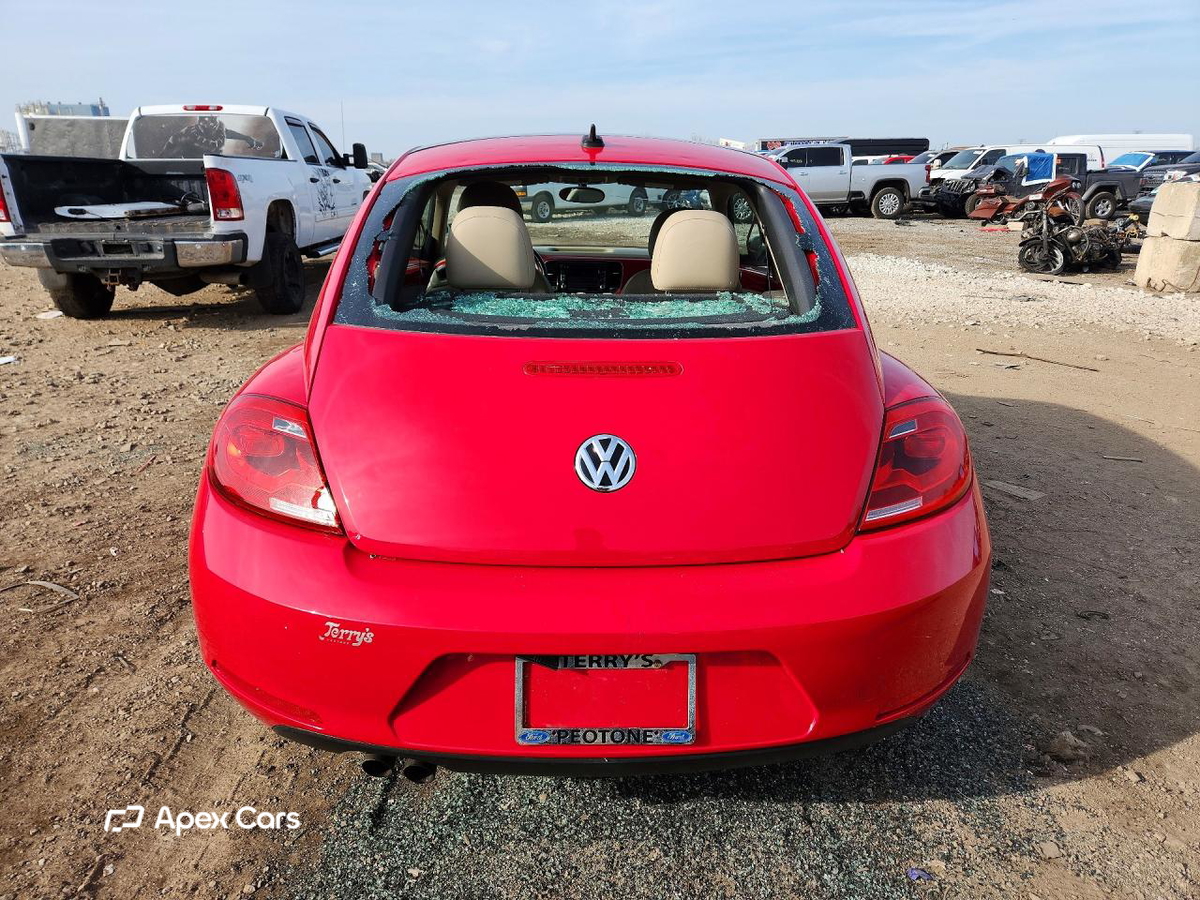 Volkswagen Beetle 2014